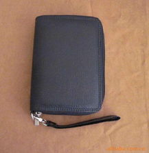 浙江苍南天宏皮具制品厂 专业皮具服装与饰品批发供应商